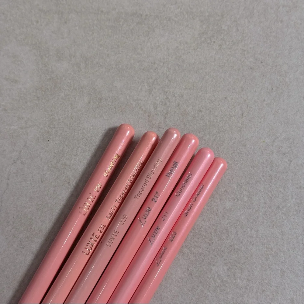 Luxie Makeup Brush Set 11-Piece Mini Face & Eye Brush Bundle